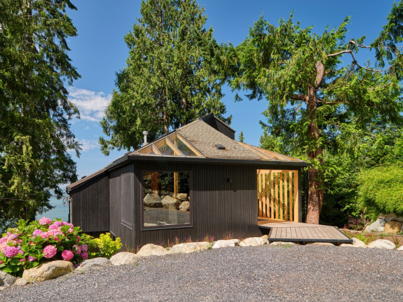 plush74 location film photo event private home unique canada vancouver house 13