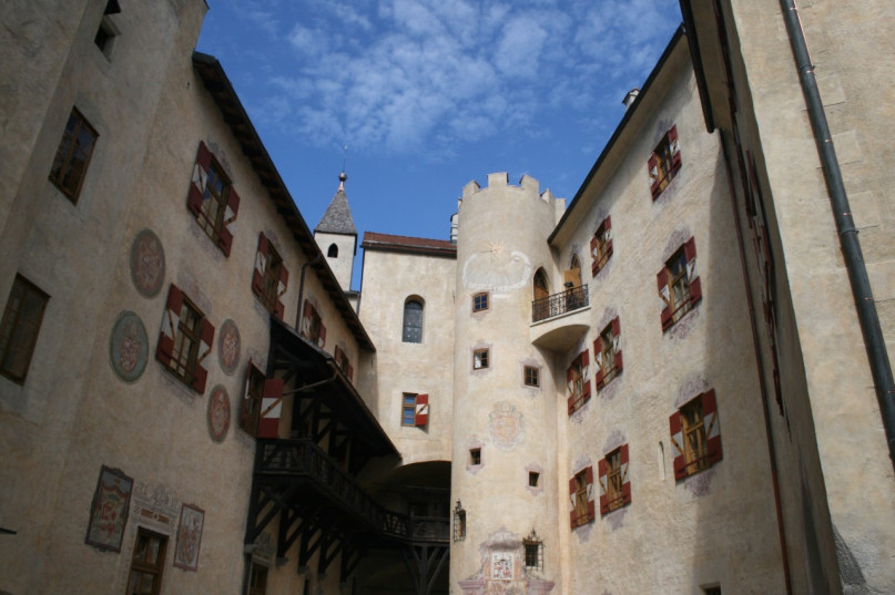 pluche74 locatie messner museum ripa italy6