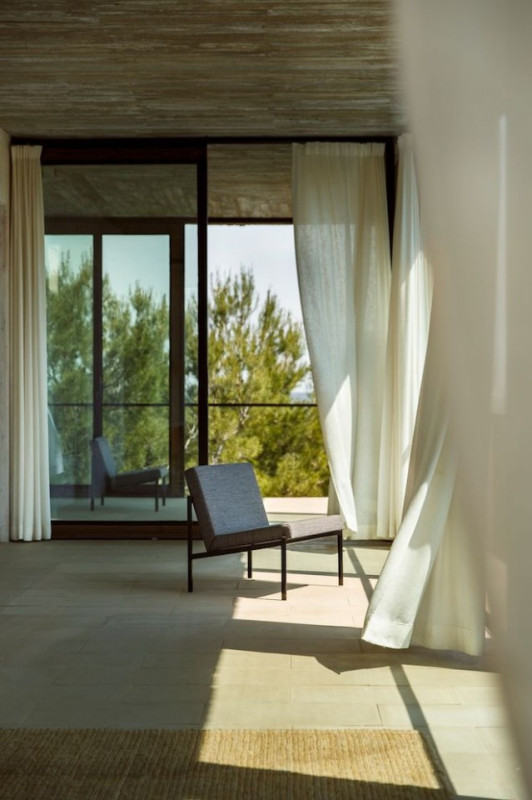 plush74 location photo film architecture conrete nature house madrid spain15