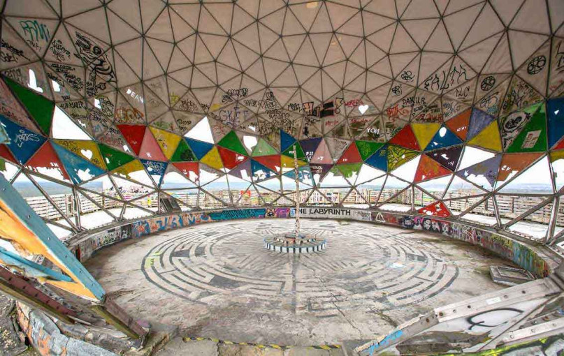 plush74 location photo film berlin germany graffiti 8