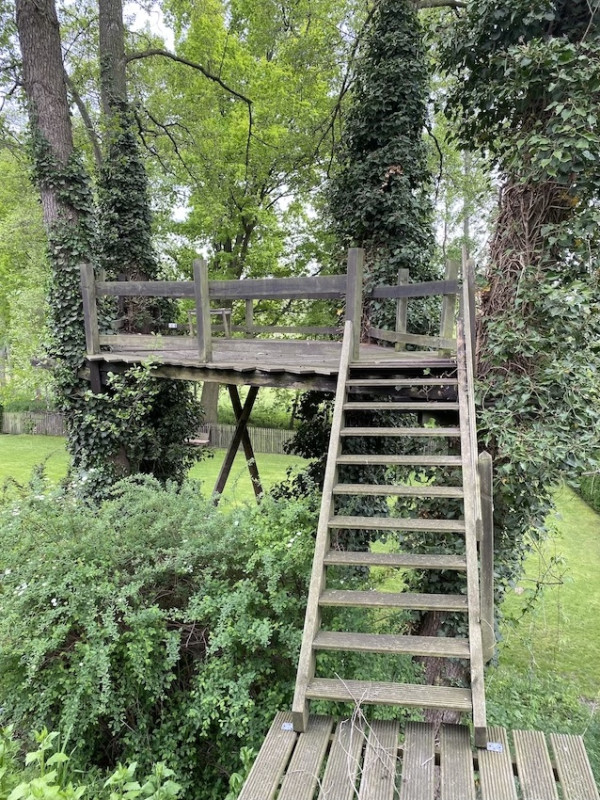 plush74 location photo film berlin germany pool 16