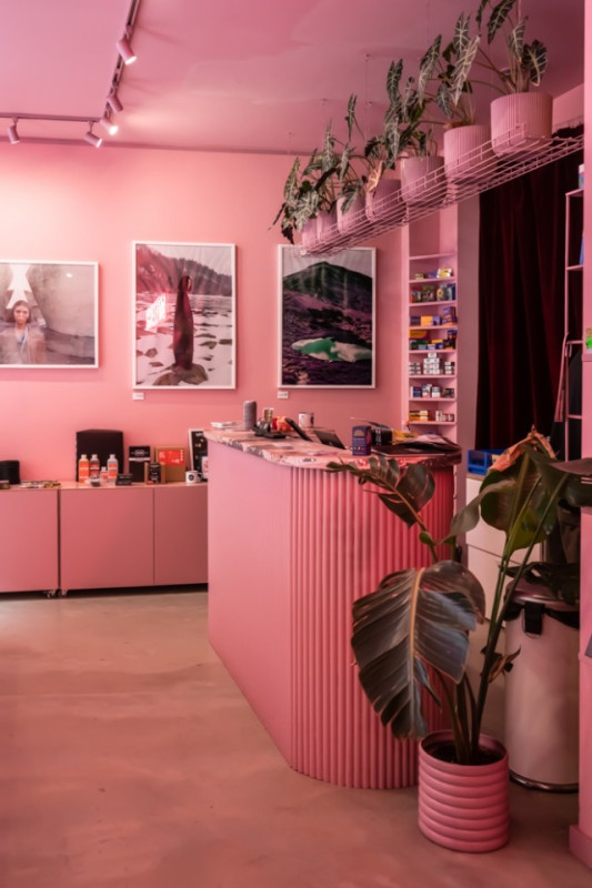 plush74 location photo film berlin germany store shop pink camera 18