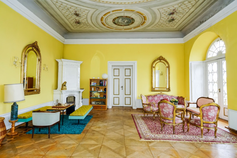 plüsch74 location foto film schloss historisch stuck altbau deutschland40