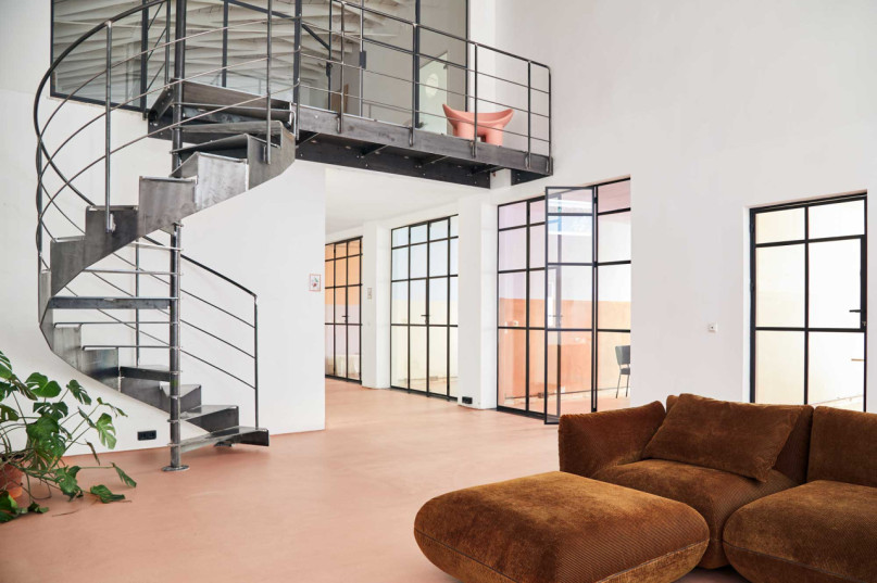 plush74 location photo film event germany hamburg foyer stairs 1