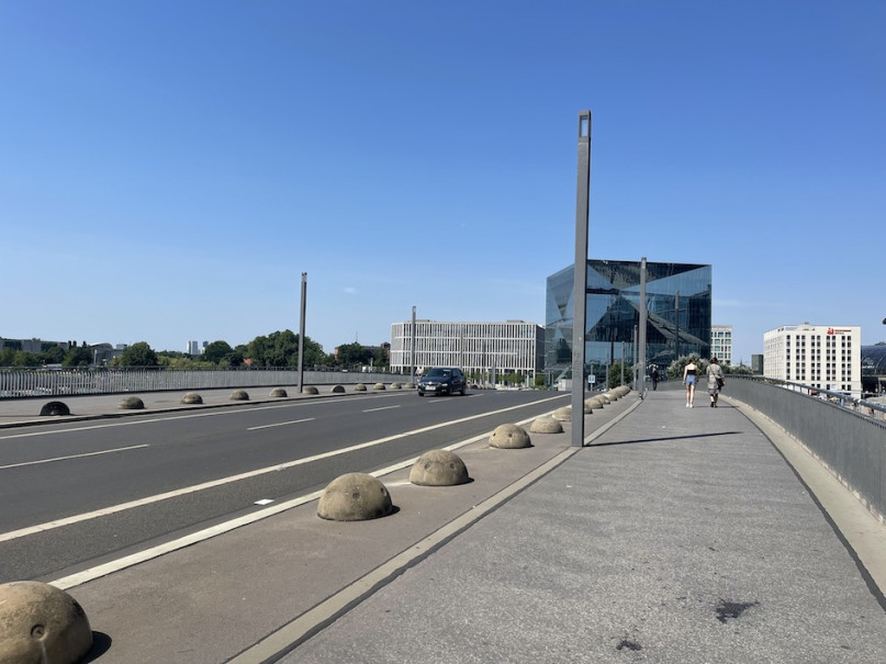 plush74 location photo film event location scouting berlin city center streets25