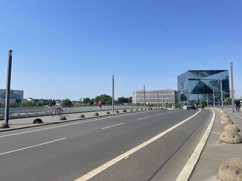 plush74 location photo film event location scouting berlin city center streets26