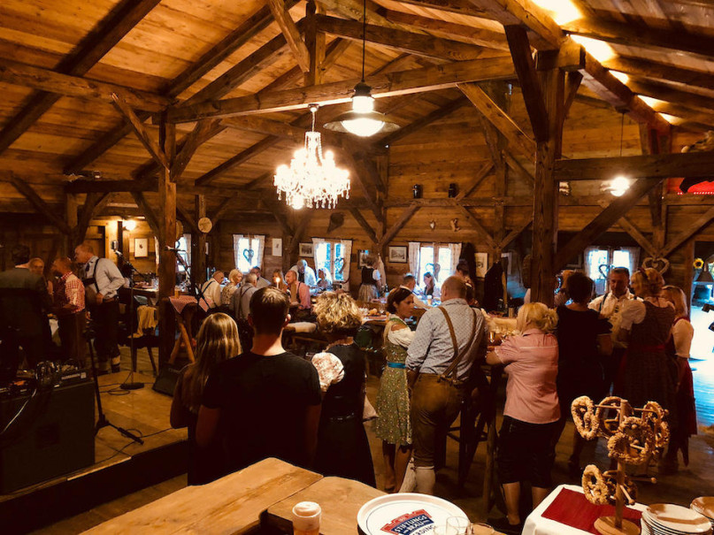 plush74 location photo film event location scouting wood chalet berlin3 (1)