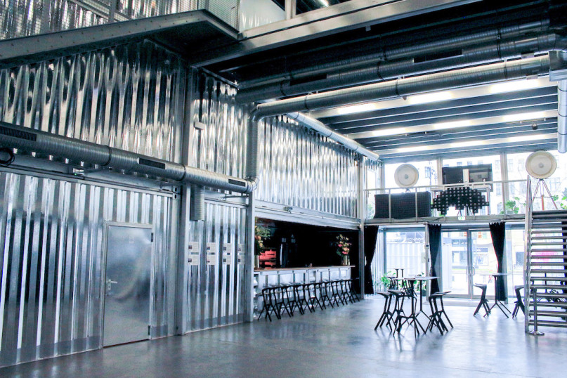 plush74 location photo film event rental germany berlin container box steel showroom 15