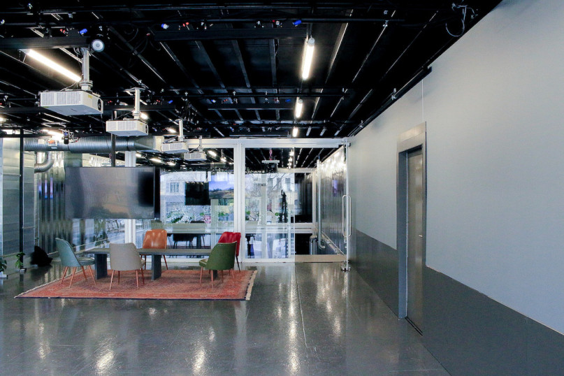 plush74 location photo film event rental germany berlin container box steel showroom 9