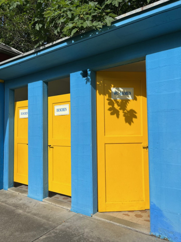 plush74 location photo film event switzerland vulpera lido pool outdoor color 8