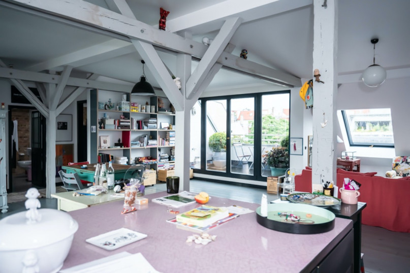 plush74 location photo film germany berlin vintage rooftop apartment 00025