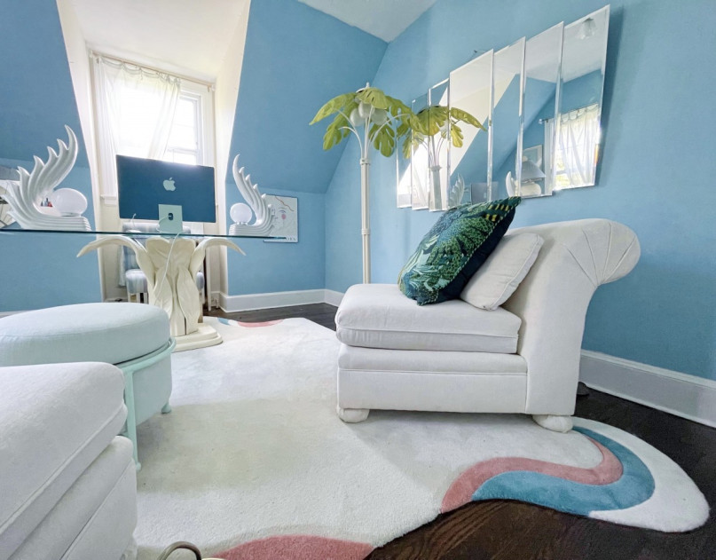 plush74 location photo film shop store pink colourful house danbury usa9