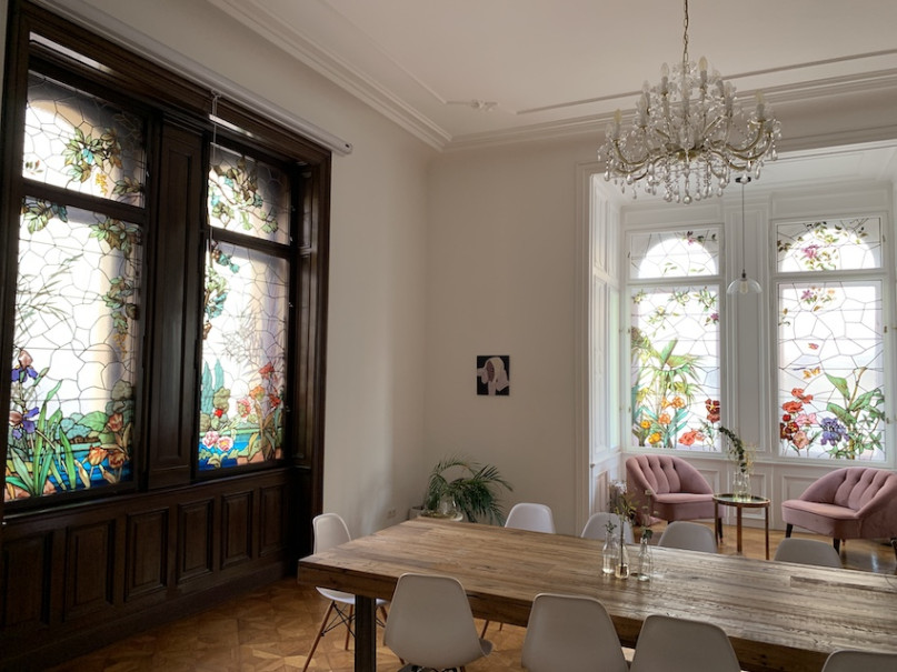 plush74 locatie foto film wenen oostenrijk kantoor altbau 9