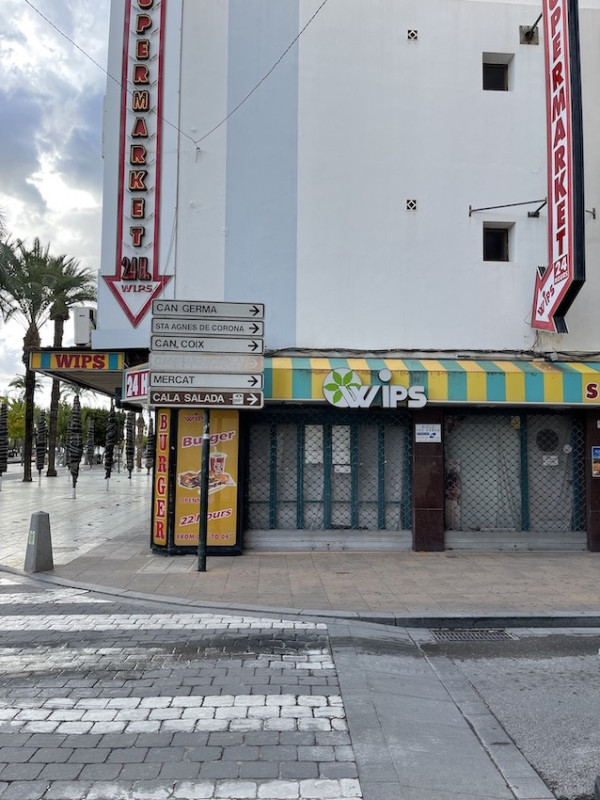 plush74 location scout ibiza streets graphic funky rental pink film photo event urban colors21