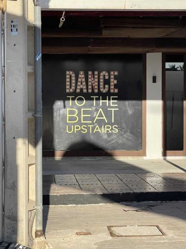 plush74 location scout ibiza streets graphic funky rental pink film photo event urban colors29