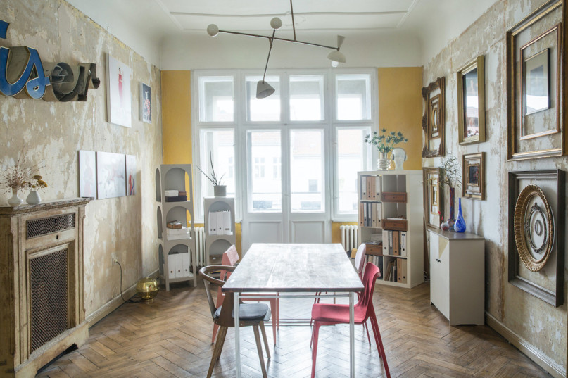 plush74 location scout rental photo film production berlin maisonette apartment house private home11 (2)