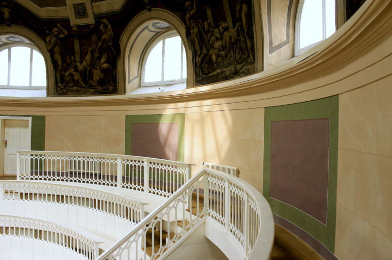 plush74 location scout rental photo film production berlin theater mitte even space32