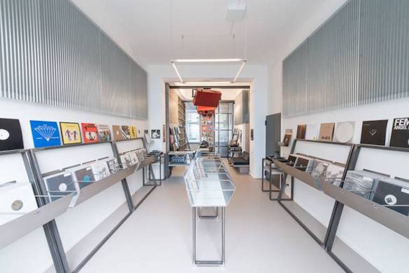 plush74 location scout rental photo film production store record music sound berlin1