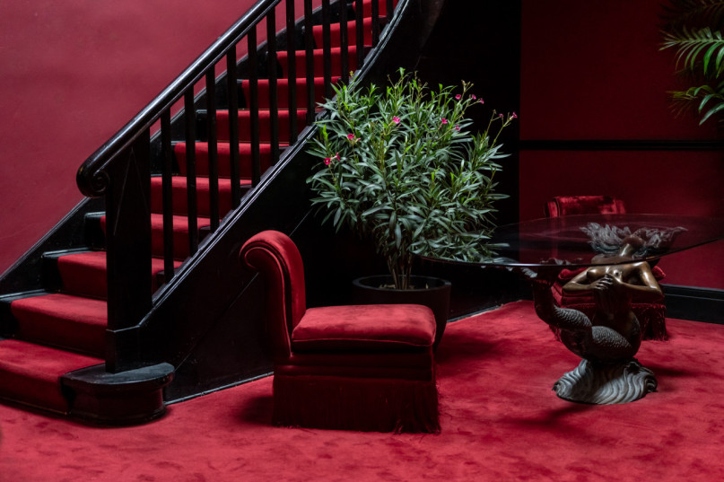 plush74 location scout rental spain photo film production hotel room suite berlin37 (1)