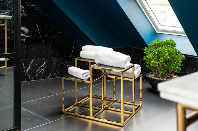 plush74 location scout vermietung spanien fotofilm produktion hotelzimmer suite berlin47