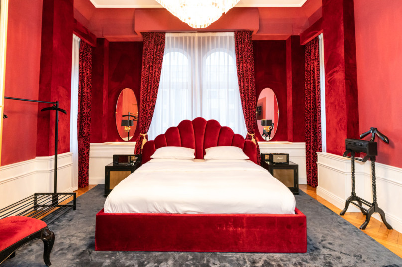 plush74 location scout vermietung spanien fotofilm produktion hotelzimmer suite berlin5