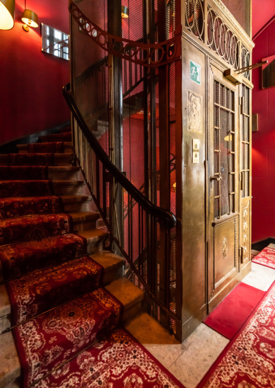 plush74 location scout rental spain photo film production hotel room suite berlin79