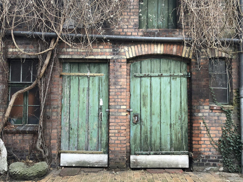 plush74 location scout rental spain photo film production loft berlin3