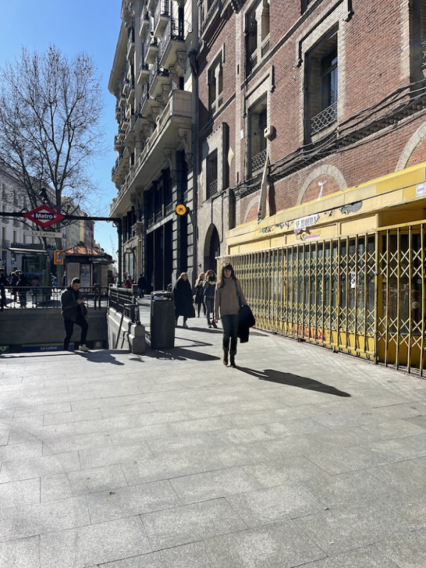 peluche74 location scout noleggio spagna foto produzione cinematografica madrid strade30