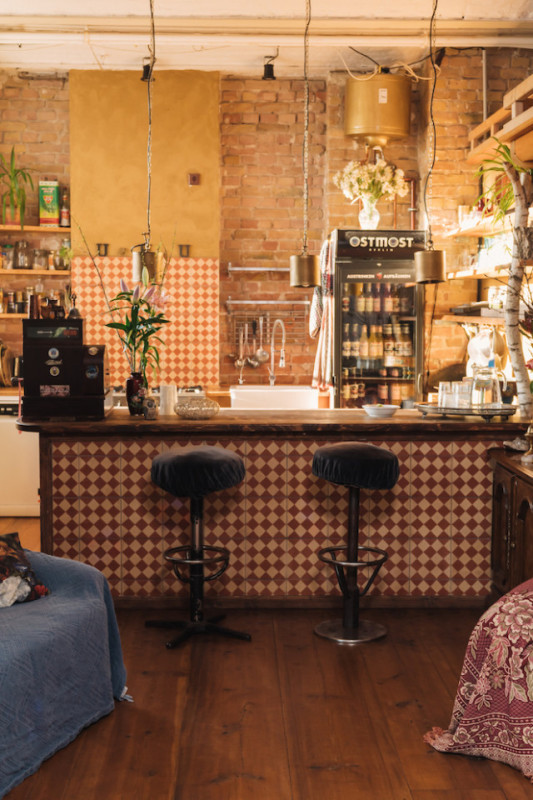 plush74 location scouting film photo event rental event space berlin evetn space healing16