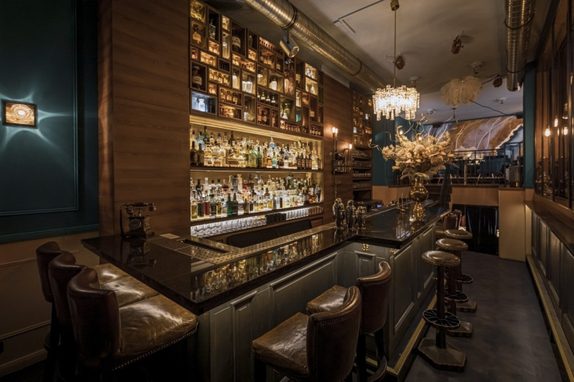 plush74 locations photo film burlesque colourful luxury bar show lounge berlin germany15