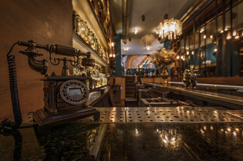 plush74 locations photo film burlesque colourful luxury bar show lounge berlin germany17