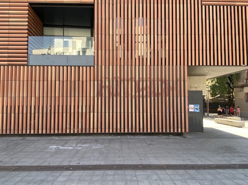 plush74 locations photo film production germany photo studio berlin00000plush74 locations photo film productio photo streets financial barcelona spain00013