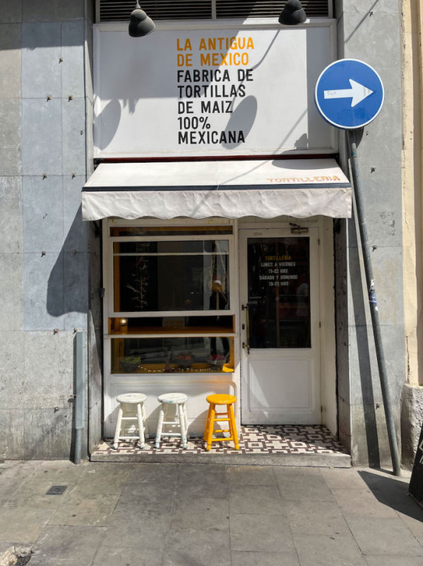 plush74 locations photo film production germany photo studio berlin00000plush74 locations photo film productio photo streets grace barcelona spain00004