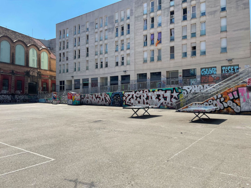 plush74 locations photo film production germany photo studio berlin00000plush74 locations photo film productio photo streets raval barcelona spain00003