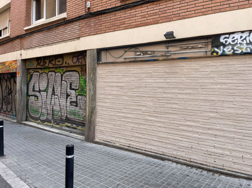 plush74 locations photo film production germany photo studio berlin00000plush74 locations photo film productio photo streets raval barcelona spain00010