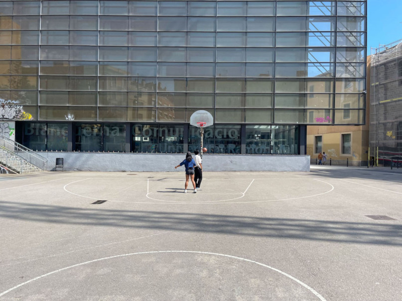 plush74 locations photo film production germany photo studio berlin00000plush74 locations photo film productio photo streets raval barcelona spain00054