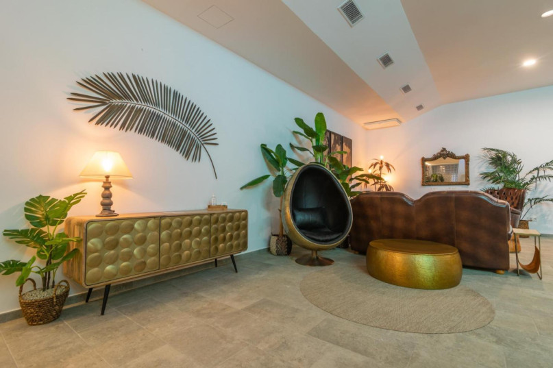 plush74 locations photo film production germany photo studio berlin00000plush74 locations photo film production germany photo villa mallorca spain00017