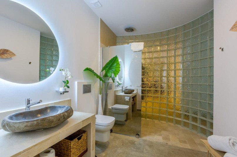 plush74 locations photo film production germany photo studio berlin00000plush74 locations photo film production germany photo villa mallorca spain00033