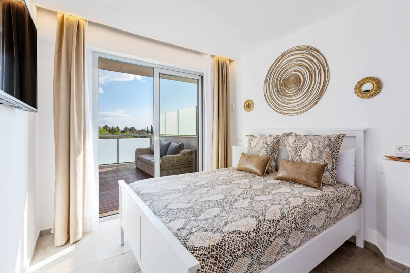 plush74 locations photo film production germany photo studio berlin00000plush74 locations photo film production germany photo villa mallorca spain00037