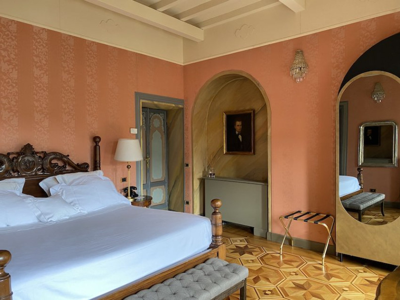 plush74 locations photo film production italy castle villa00027