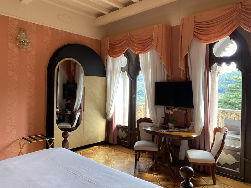 plush74 locations photo film production italy castle villa00028