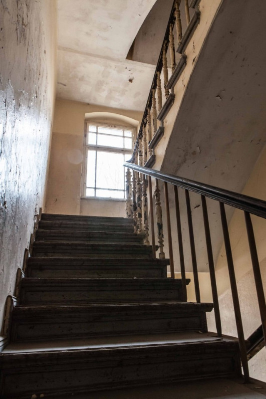 plush74 locationscouting berlin filmlocation photolocation staircase abandoned6