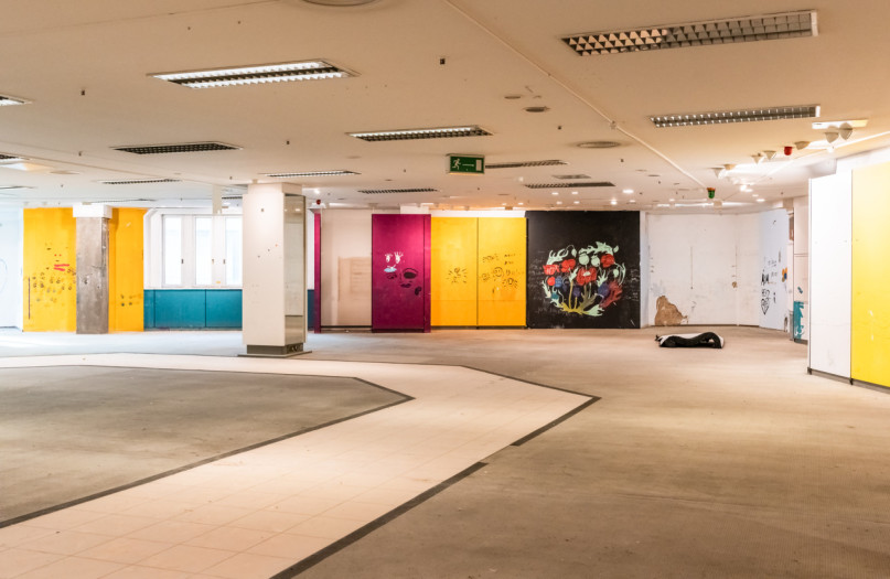 plush74 lost mall berlin 35