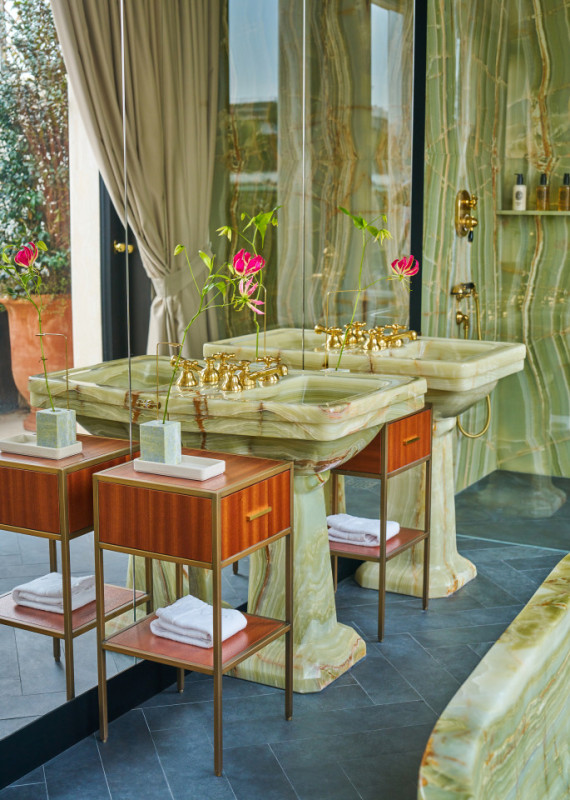 plush74 luxury design location in milan 9