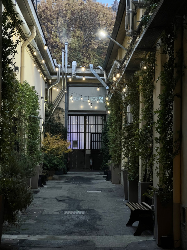 plush74 milan industrial loft 22