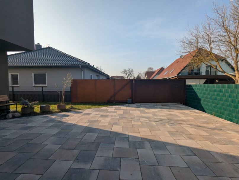 plush74 modern cube house berlin area 62 (4)