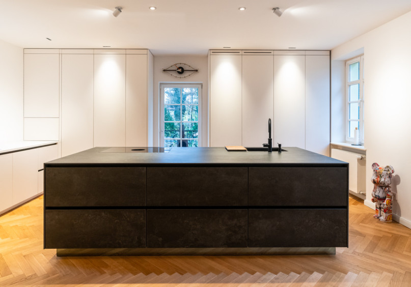 plush74 modern family luxury villa 9 (1)