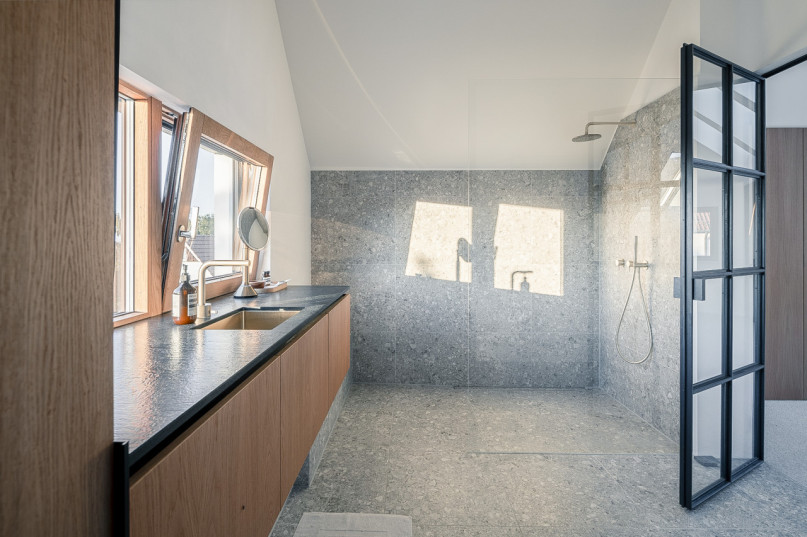 plush74 modern house near stuttgart 12