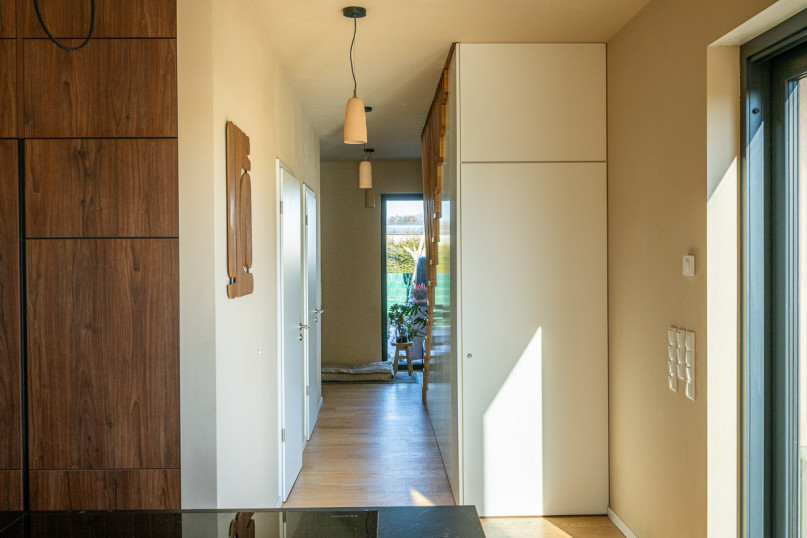 plush74 modern lakeview house berlin area 23