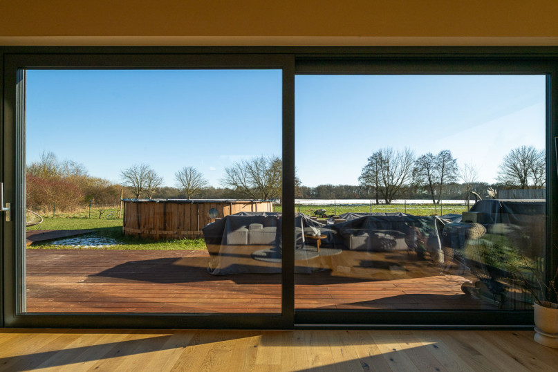 plush74 modern lakeview house berlin area 26